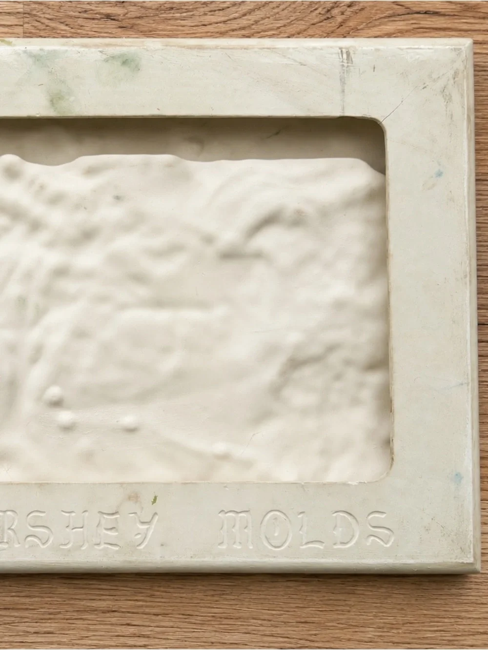 Vintage 1976 Hershey Mold Spring Farm Relief Ceramic Wall Plaque Country Art